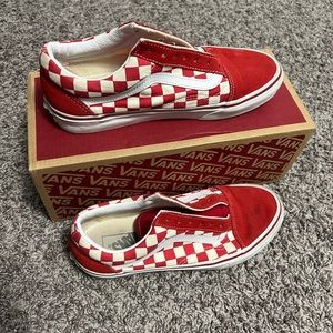 red checkered vans